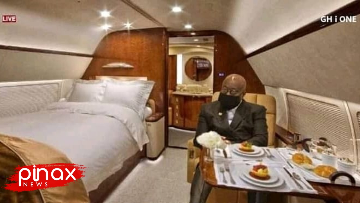 Photo of Nana Akufo-Addo Having A Great Time In A Luxurious Aircraft Pops Up – Pinax News