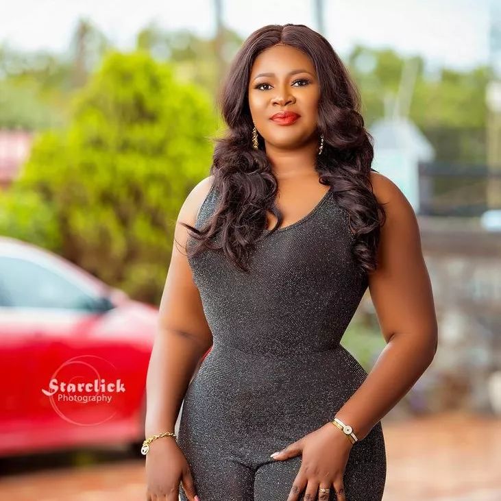 Photos: Kumawood Actor Salinko shares photos of his beautiful wife as she celebrates her birthday